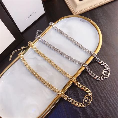 สร้อยคอผู้ชาย gucci